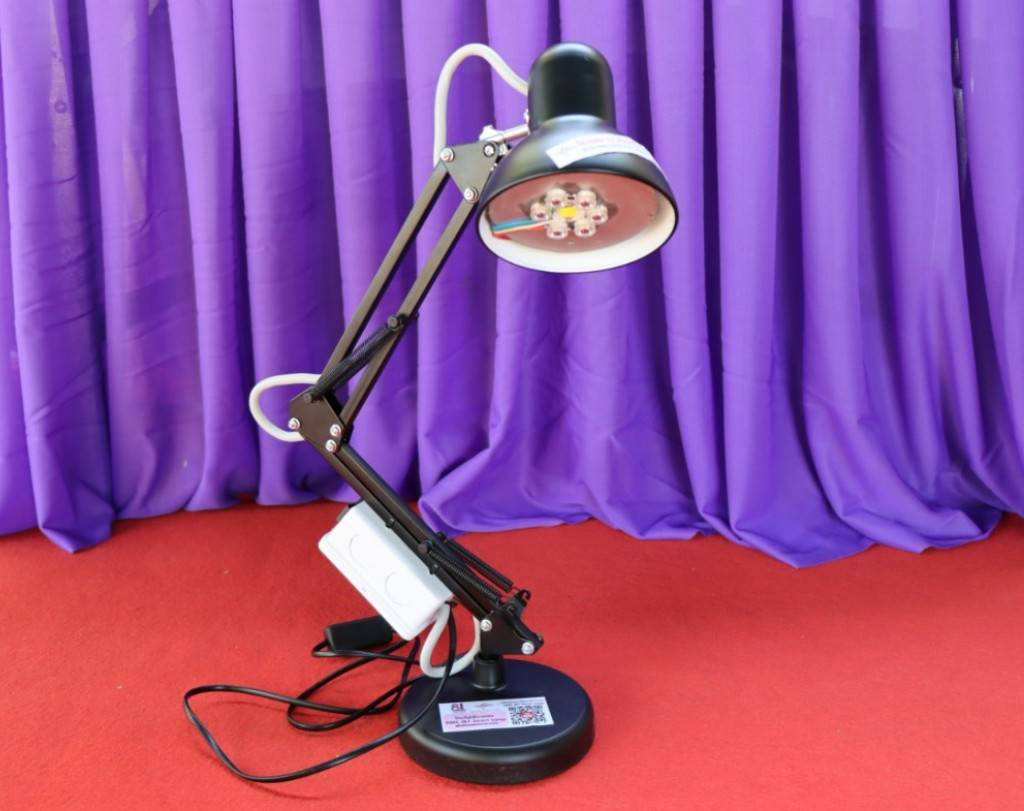 หมอผิวหนังชี้ โคมไฟส่องเรืองแสง DMS SkT Smart Lamp สามารถคัดกรองโรคผิวหนัง